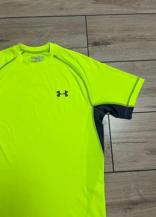 Чоловіча спортивна футболка under armour s10 фото