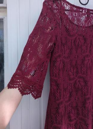 Кружевное бордовое платье с 3/4 рукавом5 фото