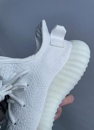 Жіночі кросівки adidas yeezy 350 уцінка3 фото