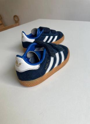 Adidas gazelle 13 см сині замшеві дитячі кросівки, кеди1 фото