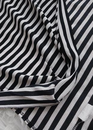 Блузка в полоску черно-белая на завязках3 фото