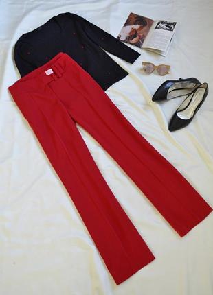 Красные брюки со стрелками ,размер 36(с)