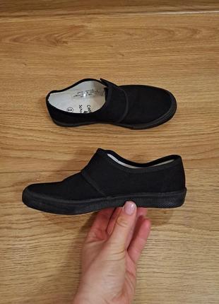Череые тапочки для мальчика/сменная обувь/черные мокасины2 фото