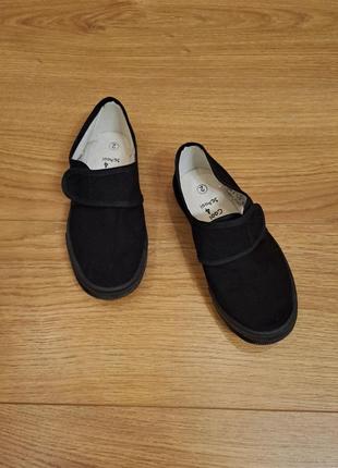 Череые тапочки для мальчика/сменная обувь/черные мокасины7 фото