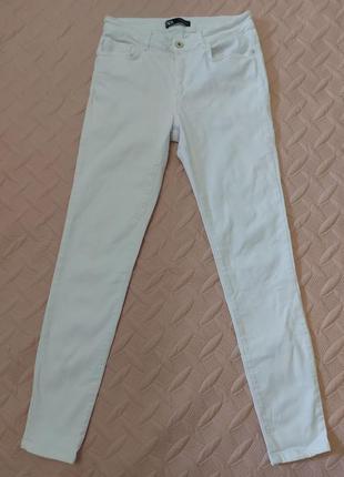 Білі джинси стрейчові zara для дівчинки / підлітка3 фото