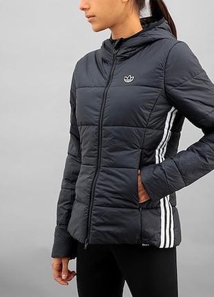 Куртка adidas р-xs