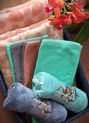 Вязаная корзина для одежды, полотенец, журналов и т.д.