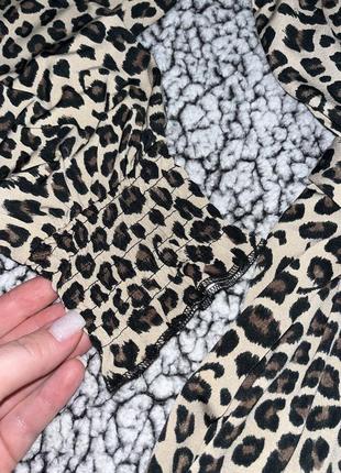 Сукня в леопардовий принт8 фото