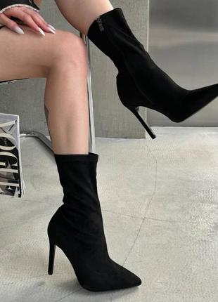 Чорні жіночі демісезонні ботильйони черевики ботинки на шпильці підборі