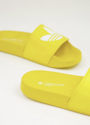 Жовті лимонні шльопки тапки вʼєтнамки adidas3 фото