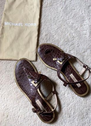 Шкіряні босоніжки michael kors1 фото