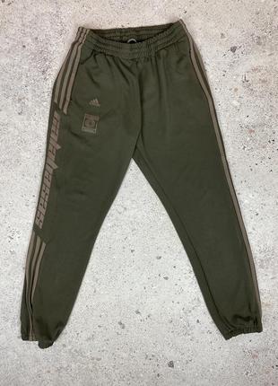 Спортивні штани adidas x yeezy calabasas з нових колекцій