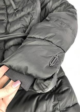 Тепла та затишна зимова куртка з натуральним хутром5 фото
