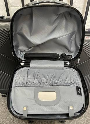 Валіза ( чемодан ) на колесах airtex 6399 фото