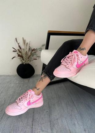 Nike dunk low «triple pink»5 фото