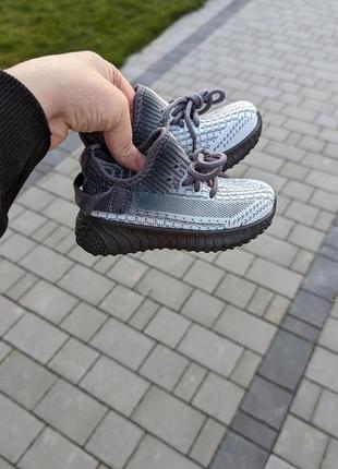 Кросівки ізі для дівчаток та хлопчиків весна 2024🌞