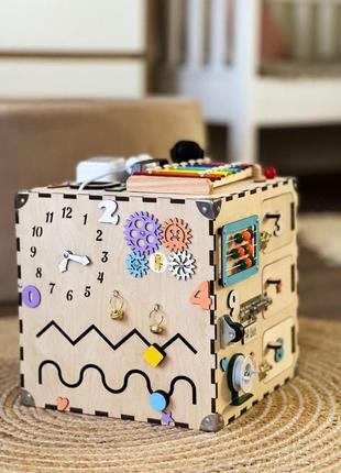 Екоигрушка для развития ребенка, куб с 20 играми, сенсорика, логика, память5 фото