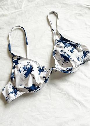 Купальный белый лифчик от shein