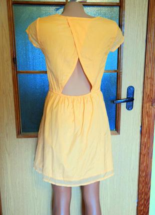 Легенькое платье с вышивкой2 фото