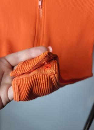Оранжевый боди в рубчик с молнией спереди от prettylittlething4 фото