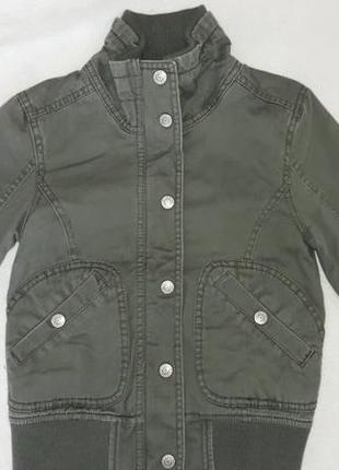 Куртка куртка h&m 6-7років 122см