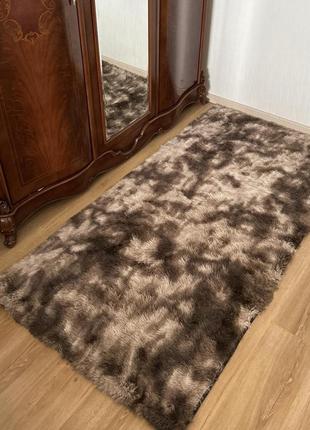 Хутряний ворсистий приліжковий килимок травка 90х200 з довгим ворсом1 фото