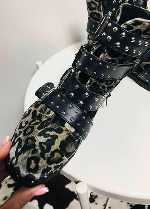 Бархатные леопардовые ботинки с ремешками la strada 38  70€8 фото