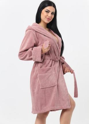 Женский теплый махровый халат розовый однотонный домашний, халат махровый женский банный пушистый с поясом1 фото