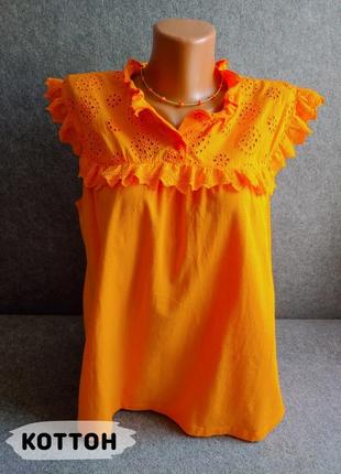 Коттоновая яркая трикотажная блуза с кокеткой из прошвы 50-52 размера