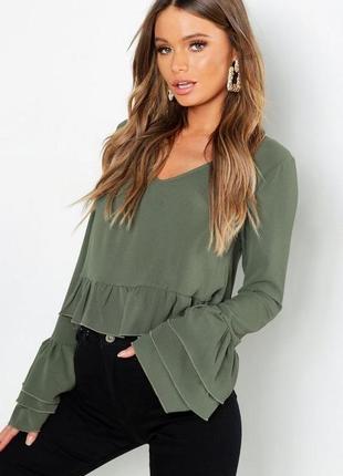 Шифоновый топ с рукавами клеш. блуза хаки