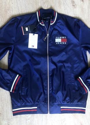 Нова жіноча куртка - вітровка tommy hilfiger.
