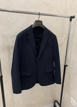 Легкий классический пиджак uniqlo жакет блейзер мужской темно синий10 фото