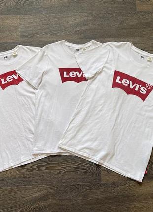 Оригинальные футболки levis.1 фото