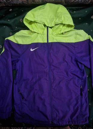 Ветровка nike storm fit s(м)