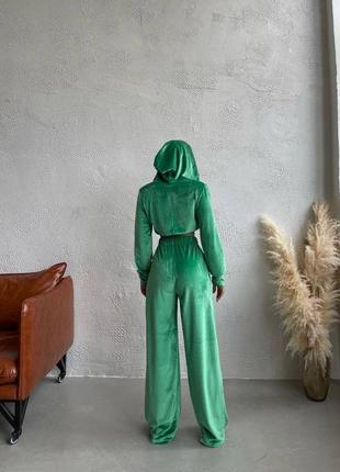 Костюм женский велюровый брюки палаццо высокая посадка + укороченная кофта на молнии с капюшоном7 фото