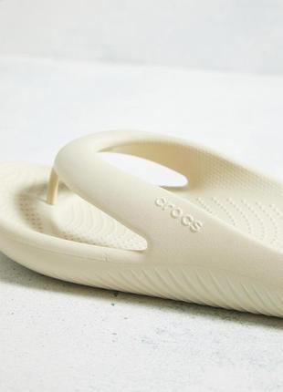 Шлепанцы crocs mellow recovery flip !