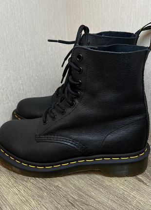 Dr. martens pascal