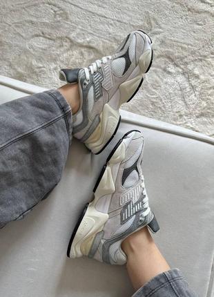 Жіночі кросівки new balance 9060 grey нью беланс сірого кольору3 фото