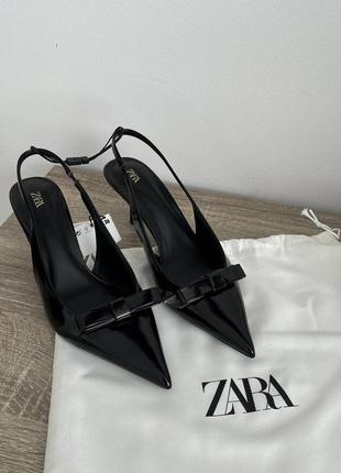 Слінгбеки zara туфлі zara нові 39