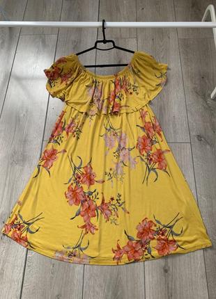 Пляжное платье сарафан желтого цвета размер s m lipsy вискоза в цветы1 фото
