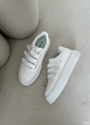 Білі кеди - кросівки на липучках3 фото