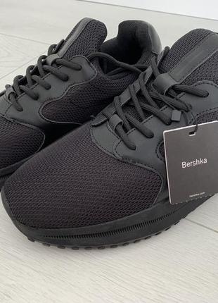 Мужские кроссовки bershka