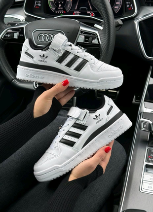 Жіночі кросівки adidas originals forum 84 low new all white black1 фото