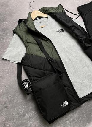 Комплект чоловічий в стилі tnf: жилетка хакі-чорна+футболка сіра+штани чорні. барсетка у подарунок3 фото