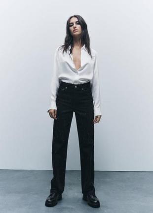 Джинсы zara, джинси zw collection straight-leg mid-rise зі стразами zara, черные ровные джинсы zara1 фото