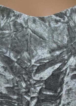 Шикарное велюровое бархатное серое жатое платье boohoo спущенные открытые плечи6 фото