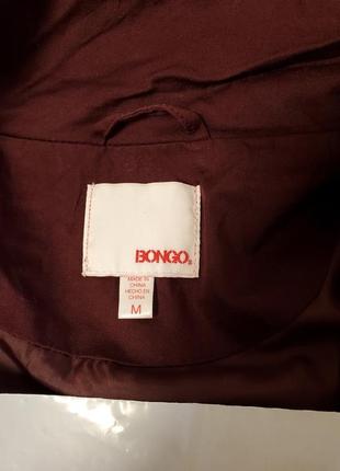 Красивая брендовая коттоновая легкая куртка с капюшоном цвет бургунди6 фото