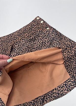 Шифоновая мини юбка в леопардовый принт. юбка с рюшами3 фото