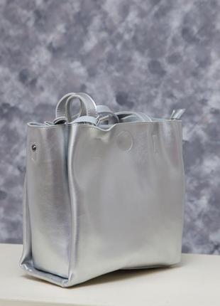 Серебристая кожаная сумка из натуральной кожи3 фото
