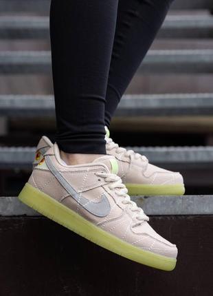 Жіночі спортивні демісезонні кросівки nike sb dunk low mummy